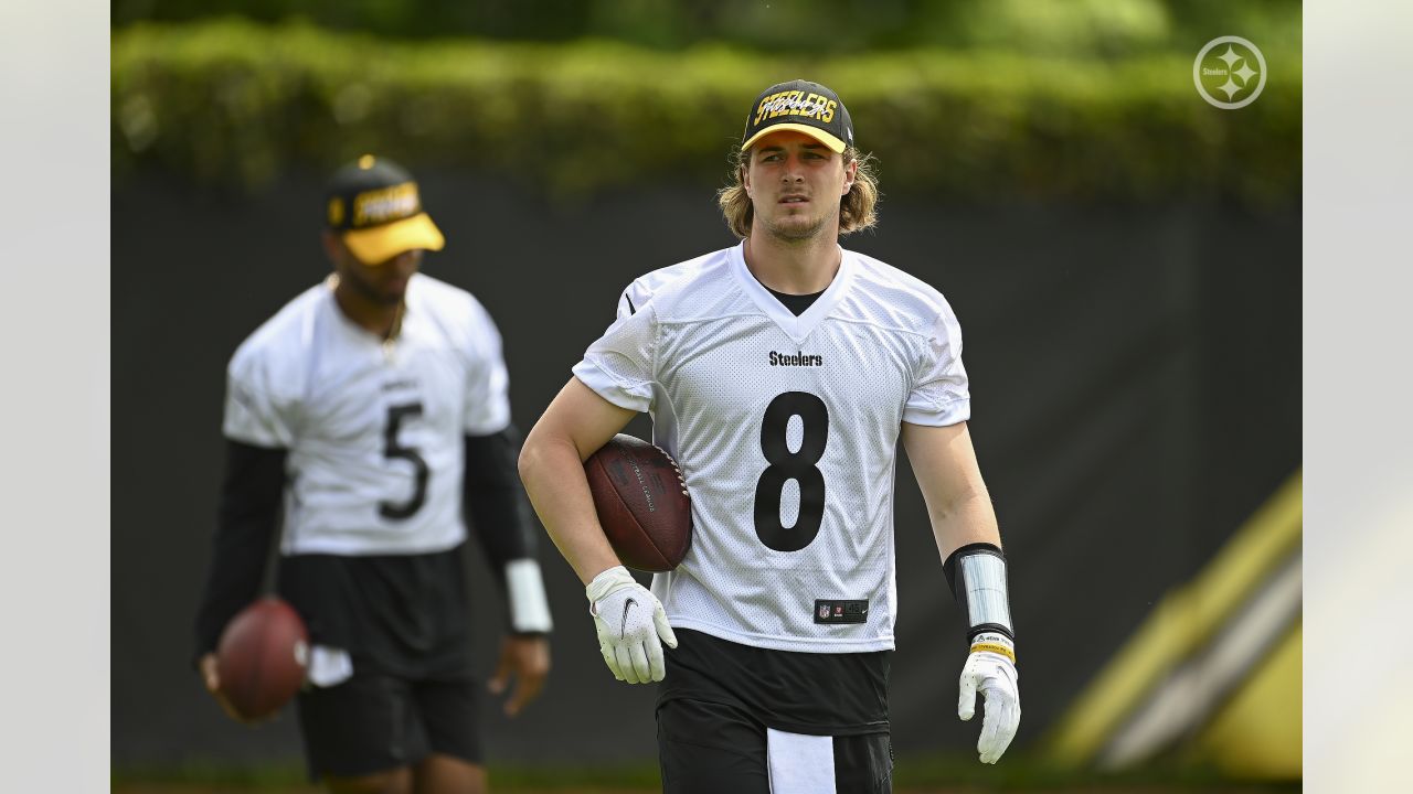 First look: Day 1 of Steelers Rookie Camp