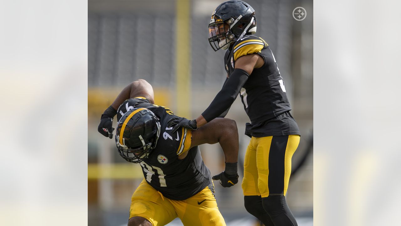 September 27th, 2020: T.J. Watt #90 during the Pittsburgh Steelers vs  Houston Texans game at Heinz Field in Pittsburgh, PA. Jason Pohuski/CSM  Stock Photo - Alamy