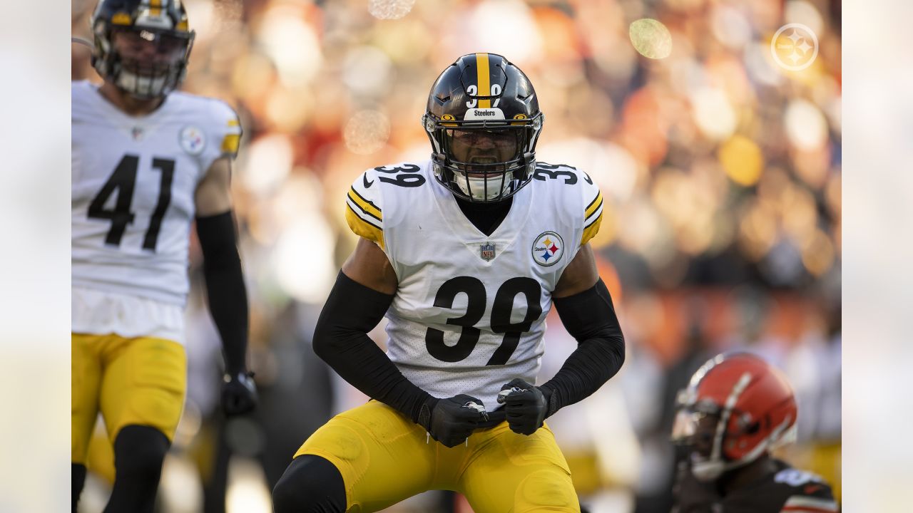 39 days to kickoff! Celebrating two of the best to wear #39 for the Black  and Gold, Minkah Fitzpatrick and Willie Parker! : r/steelers