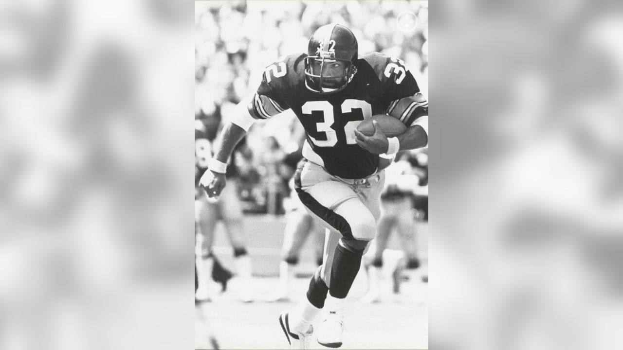 Franco Harris was inducted into the Pro Football Hall of Fame in 1990