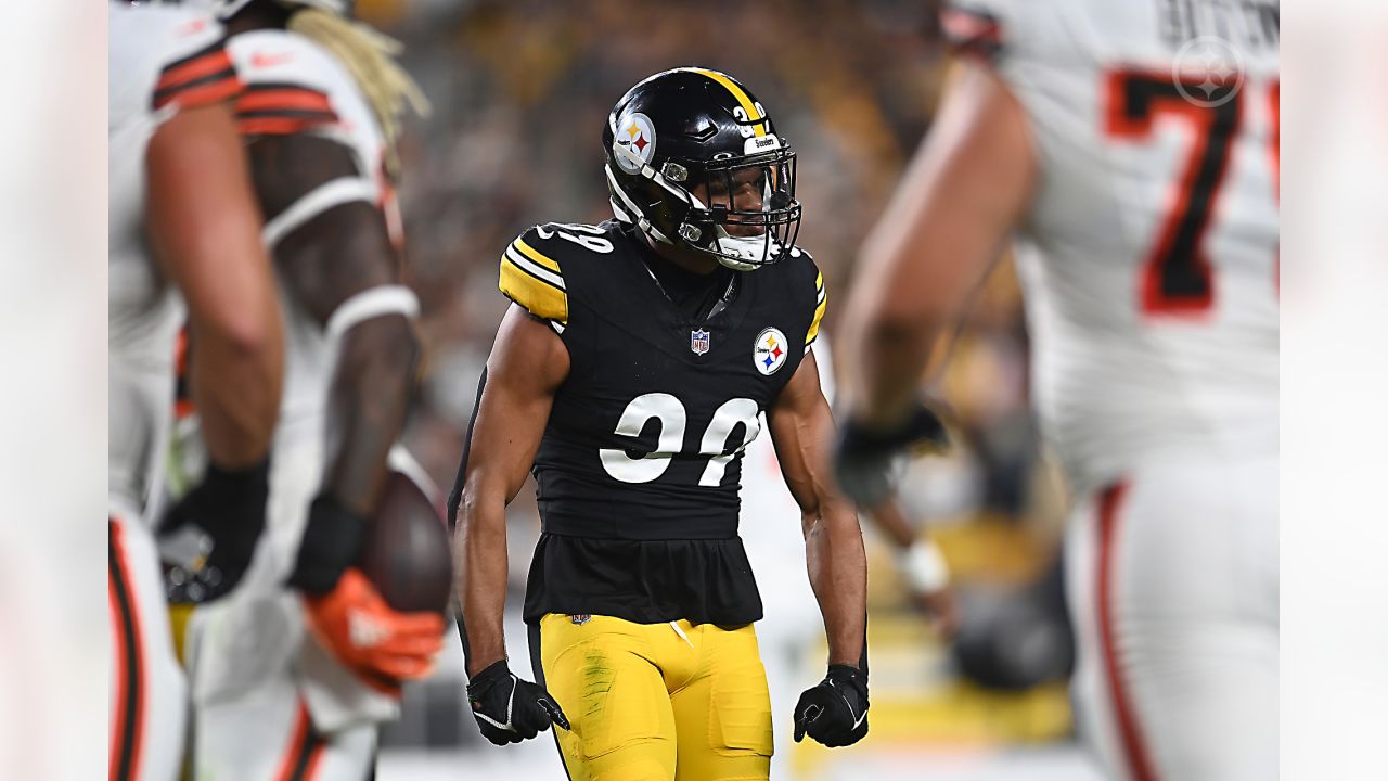 JAN 8th, 2023: Levi Wallace #29 during the Steelers vs Browns game in  Pittsburgh, PA. Jason Pohuski/CSM/Sipa USA(Credit Image: © Jason  Pohuski/Cal Sport Media/Sipa USA Stock Photo - Alamy