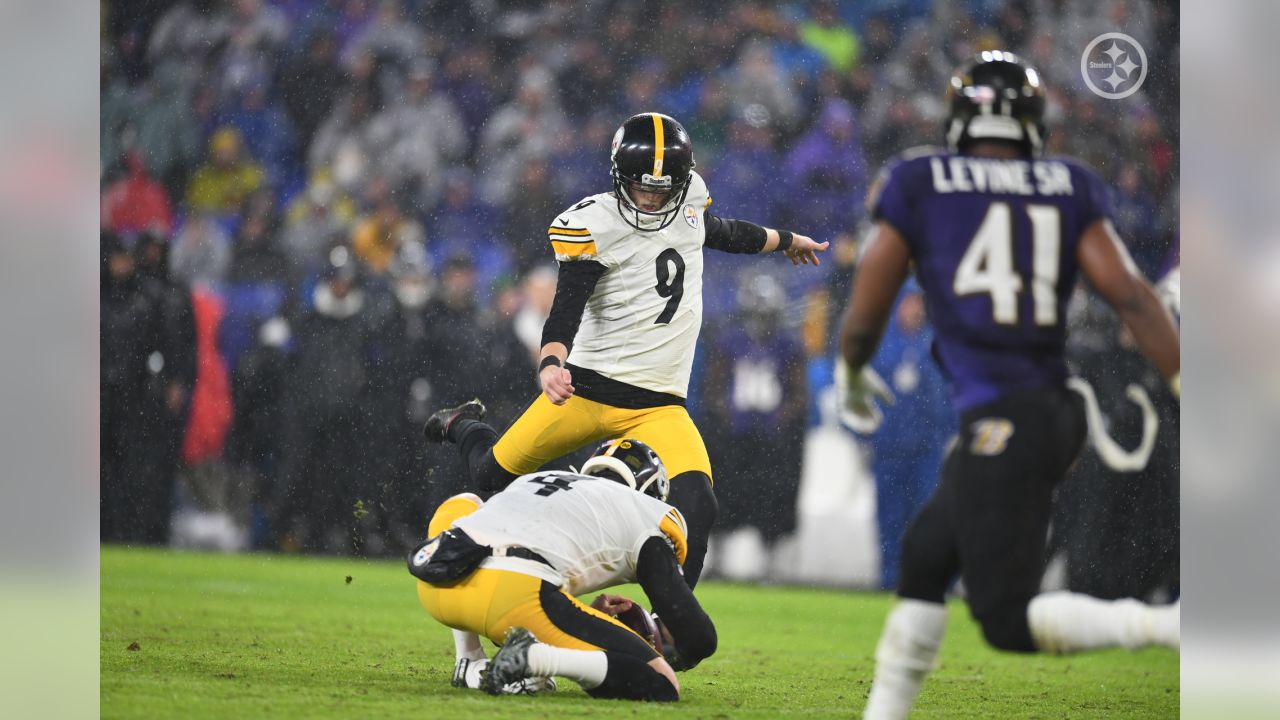 Steelers season ends after falling to Ravens 28-10