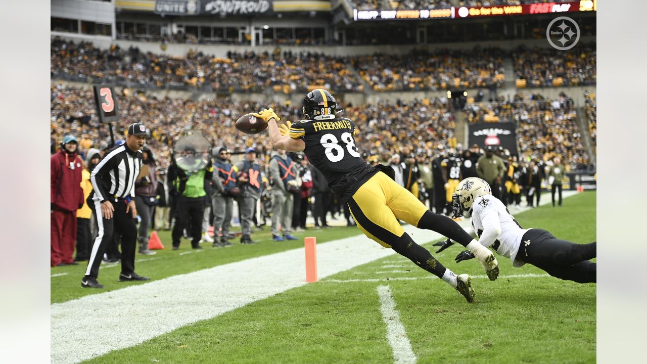 Saints' offense stalls on the road; Steelers win, 20-10