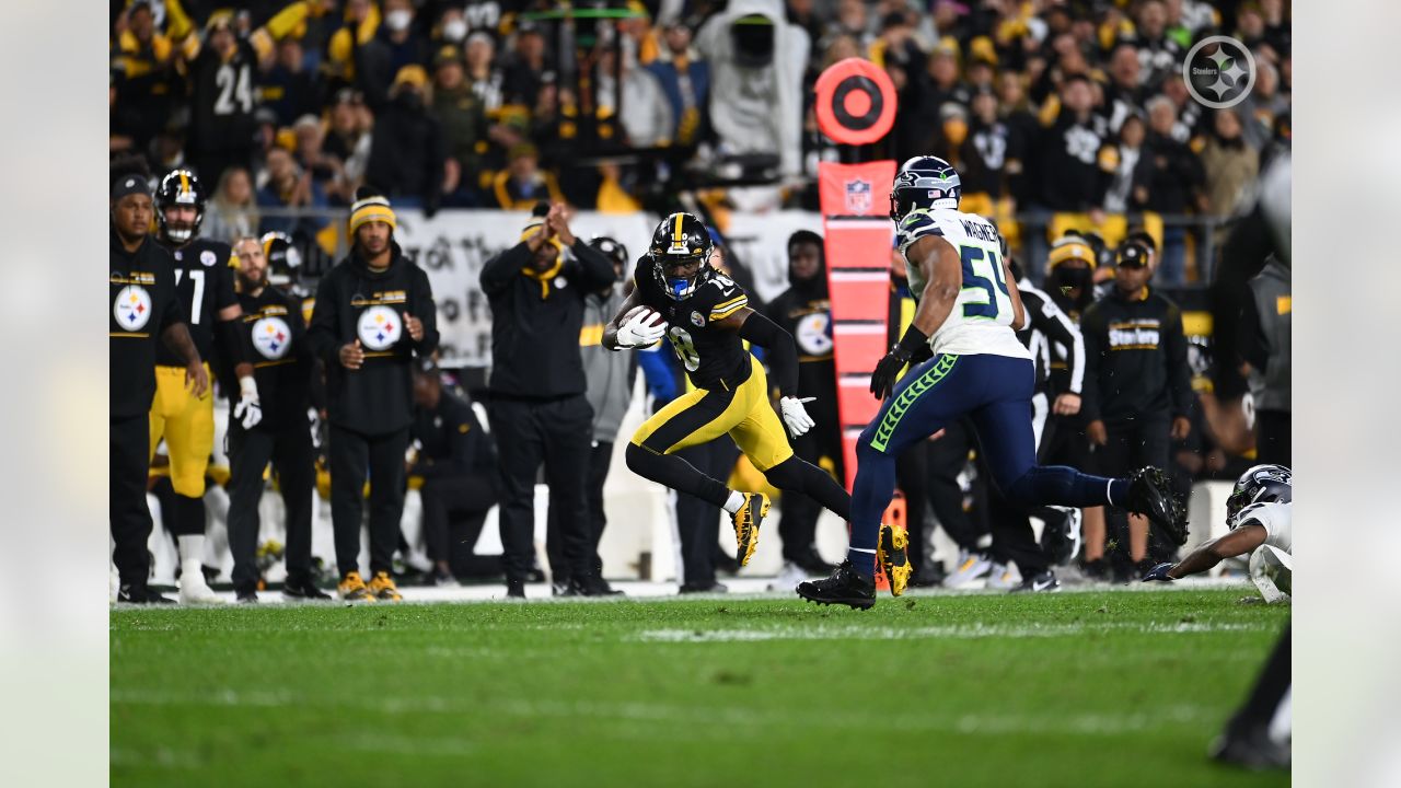 Seattle Seahawks vs Pittsburgh Steelers - October 18, 2021