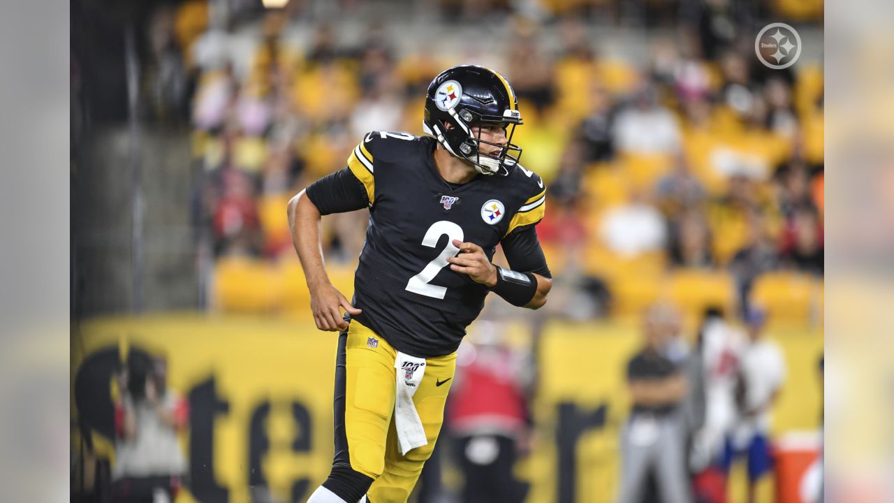 Dobbs, Rudolph lead Steelers to 30-28 win against Bucs