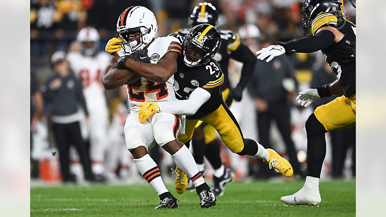 JAN 8th, 2023: Levi Wallace #29 during the Steelers vs Browns game in  Pittsburgh, PA. Jason Pohuski/CSM/Sipa USA(Credit Image: © Jason  Pohuski/Cal Sport Media/Sipa USA Stock Photo - Alamy