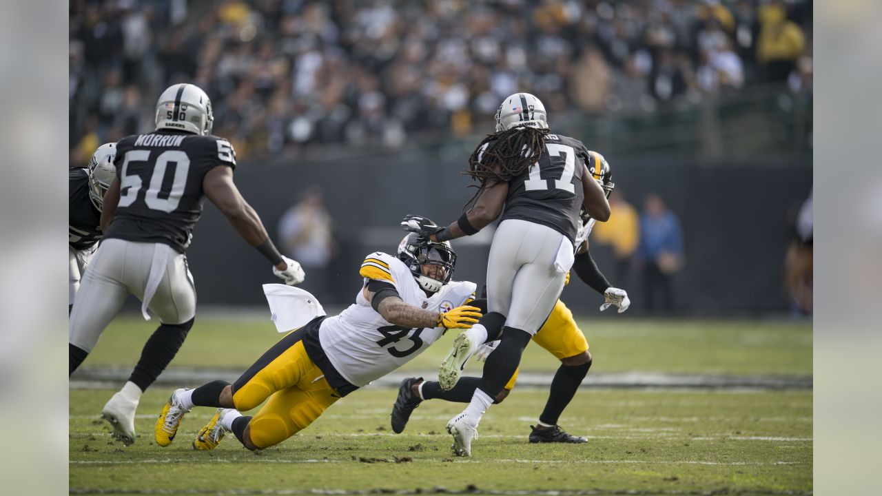 Raiders slip past Steelers in wild 24-21 upset