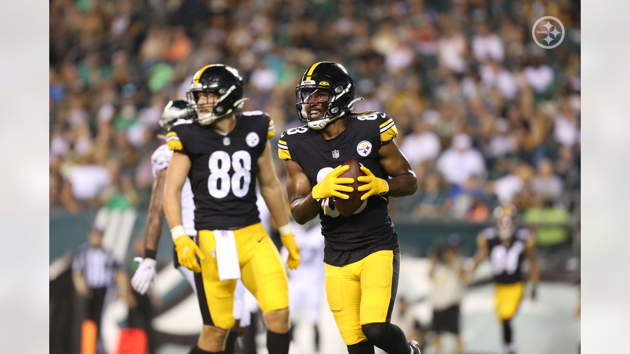 Steelers rally behind Haskins to beat Eagles 24-16