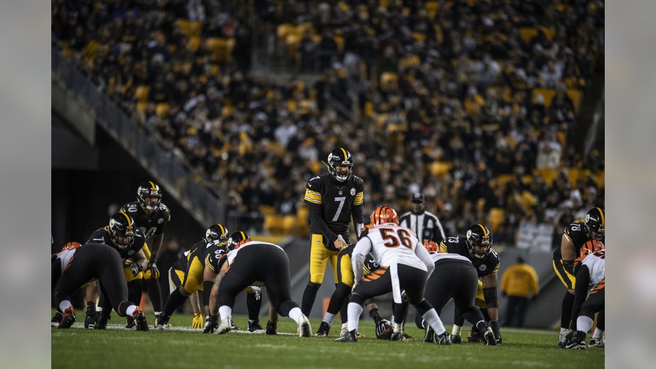 Steelers defeat Bengals, 16-13