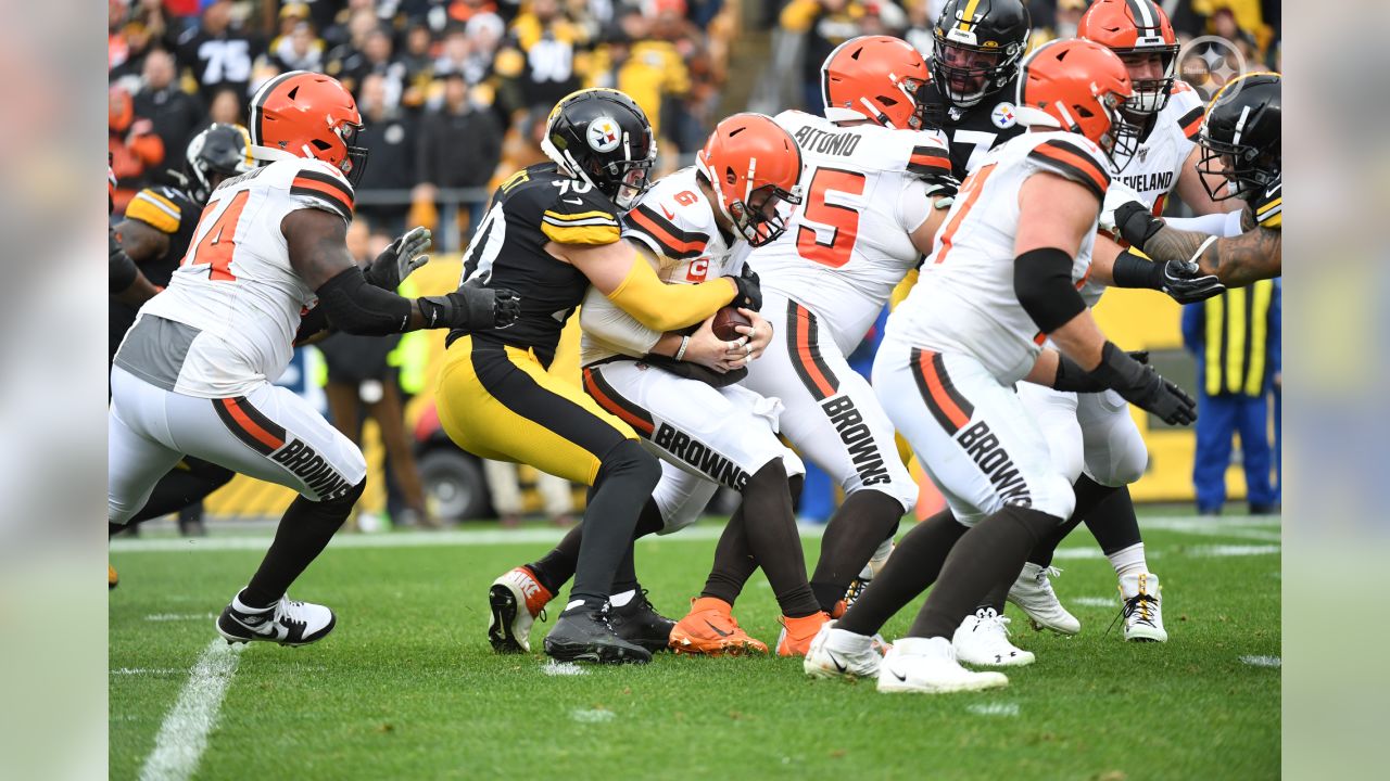 Browns-Steelers Final Score: Pittsburgh capitalizes with 15-10 win on  Cleveland's fumble, drops - Dawgs By Nature