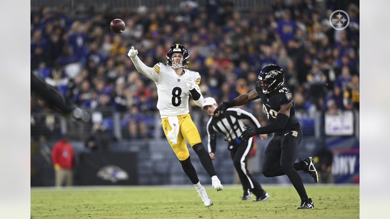 Kenny Pickett Leads Late Drive, Steelers Beat Ravens 16-13