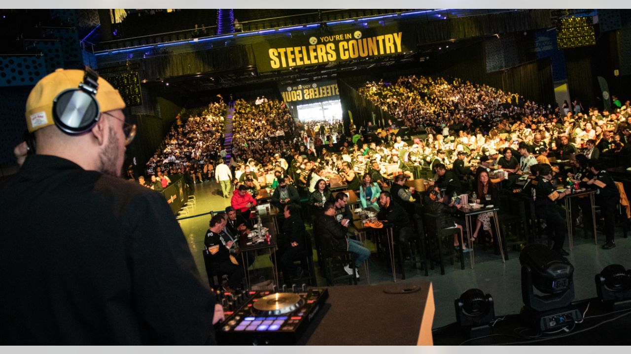 PHOTOS: 'Siempre Steelers' Watch Party in Mexico City