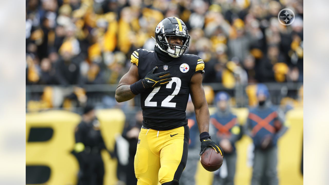 Steelers fall to Ravens, 16-14