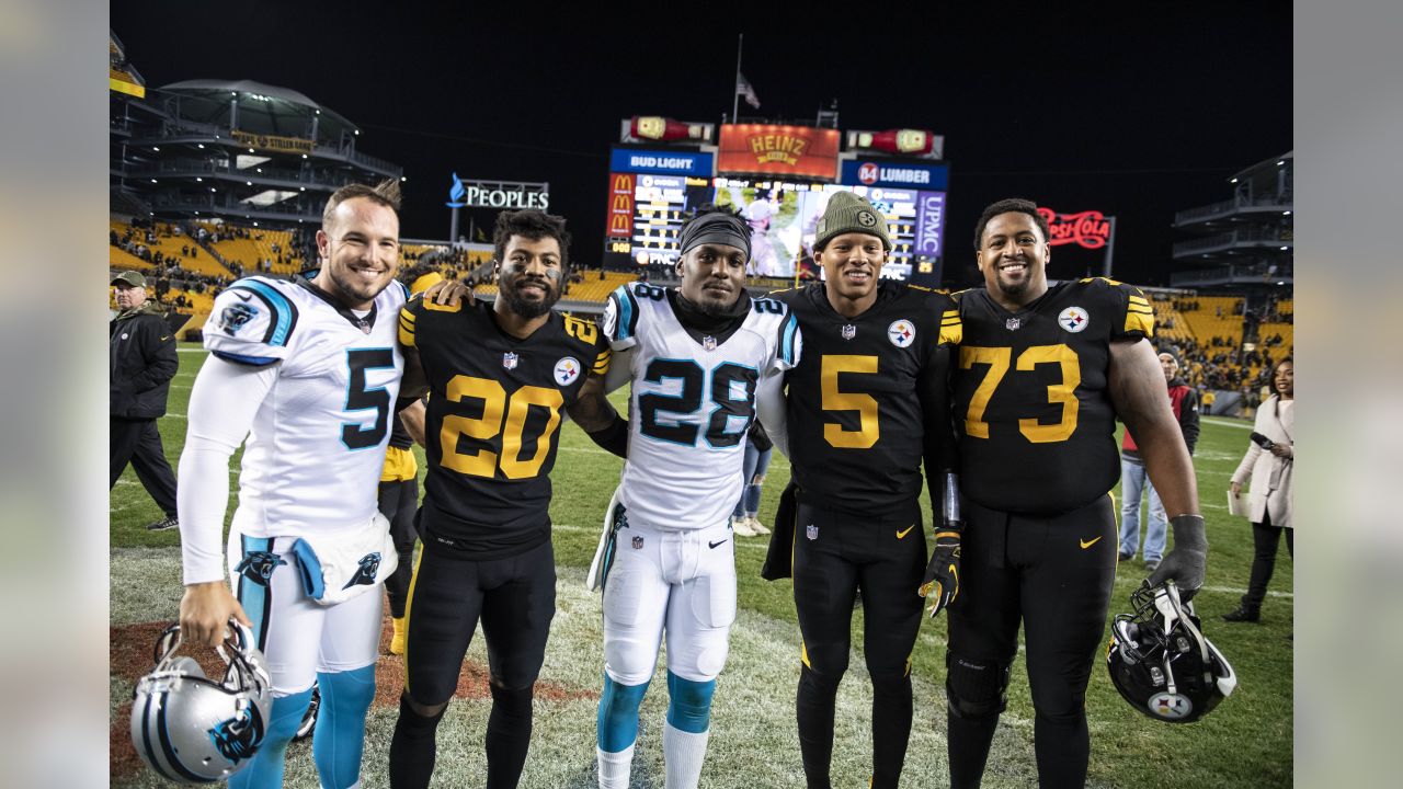 Steelers vs Panthers TNF: Pittsburgh dominates in win over Carolina -  Sports Illustrated