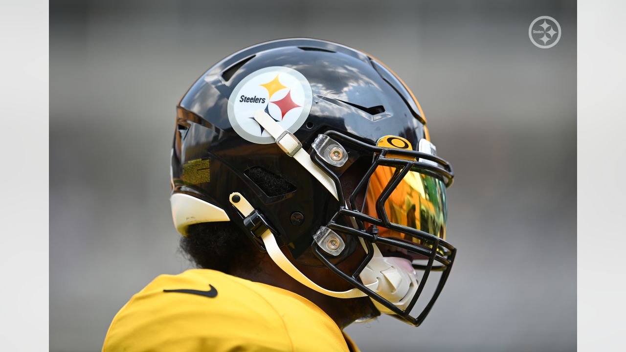 PHOTOS: Steelers Camp - August 9