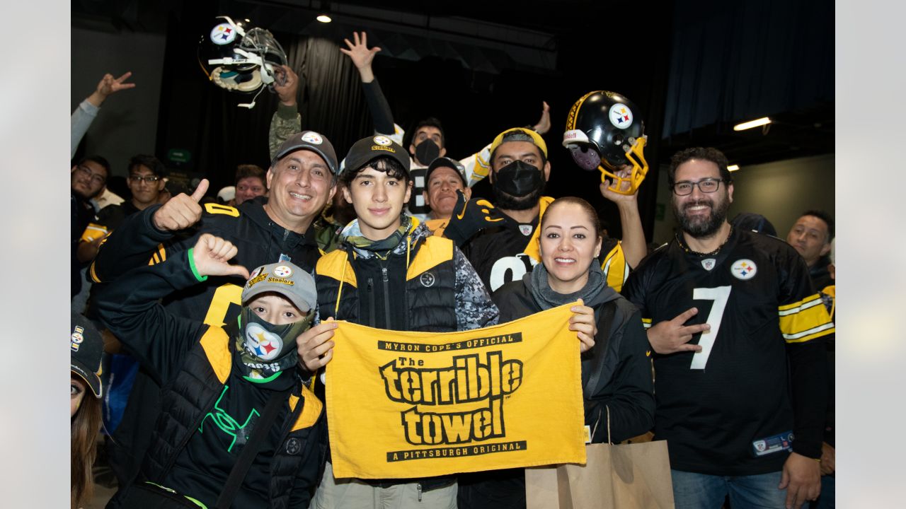 PHOTOS: 'Siempre Steelers' Watch Party in Mexico City