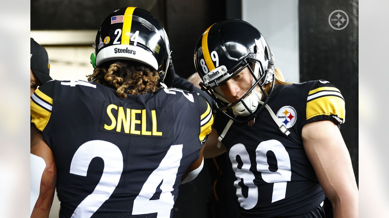 Steelers WR Gunner Olszewski offers Chase Claypool unique postgame  celebration