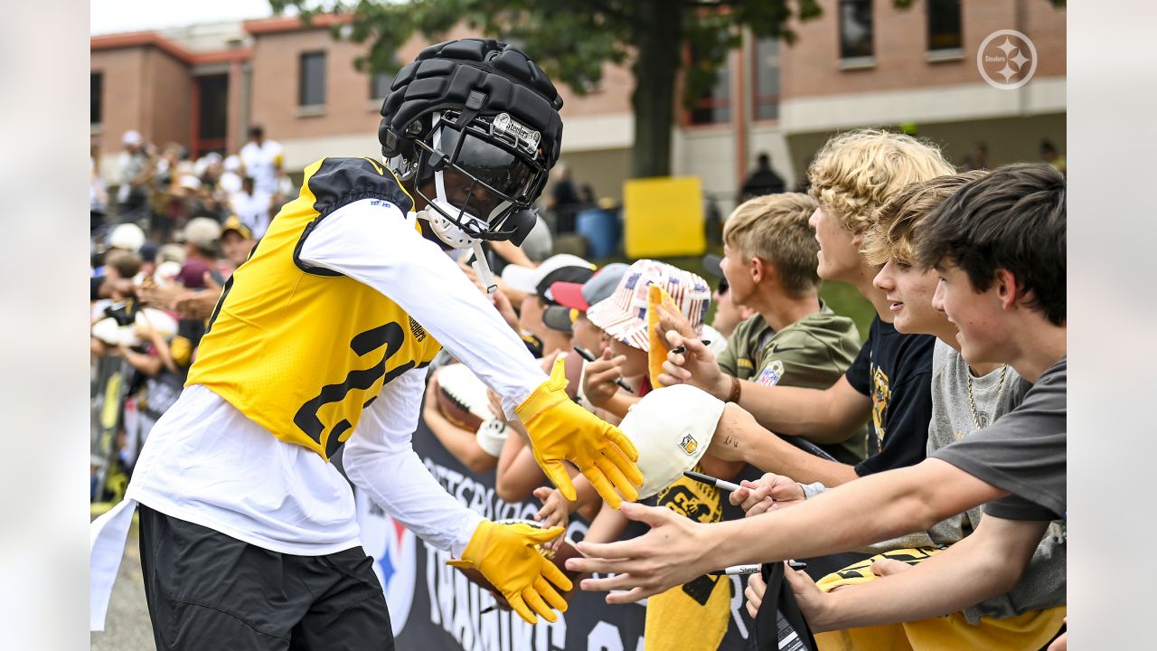 Latrobe, PA, USA. 28th July, 2022. July 28th, 2022: Buddy Johnson #45  during the Pittsburgh Steelers Training Camp in Latrobe, PA. Mike J.  Allen/BMR (Credit Image: © Mike J. Allen/BMR via ZUMA