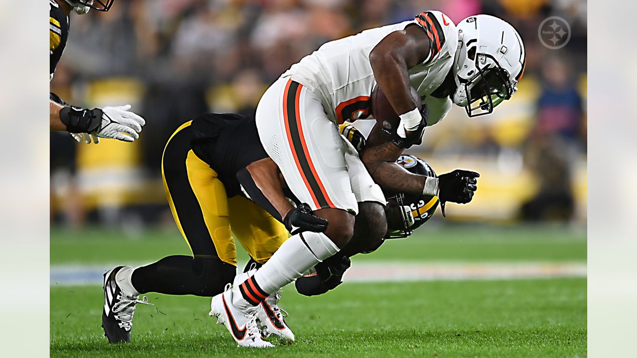 JAN 8th, 2023: Levi Wallace #29 during the Steelers vs Browns game in  Pittsburgh, PA. Jason Pohuski/CSM/Sipa USA(Credit Image: © Jason  Pohuski/Cal Sport Media/Sipa USA Stock Photo - Alamy