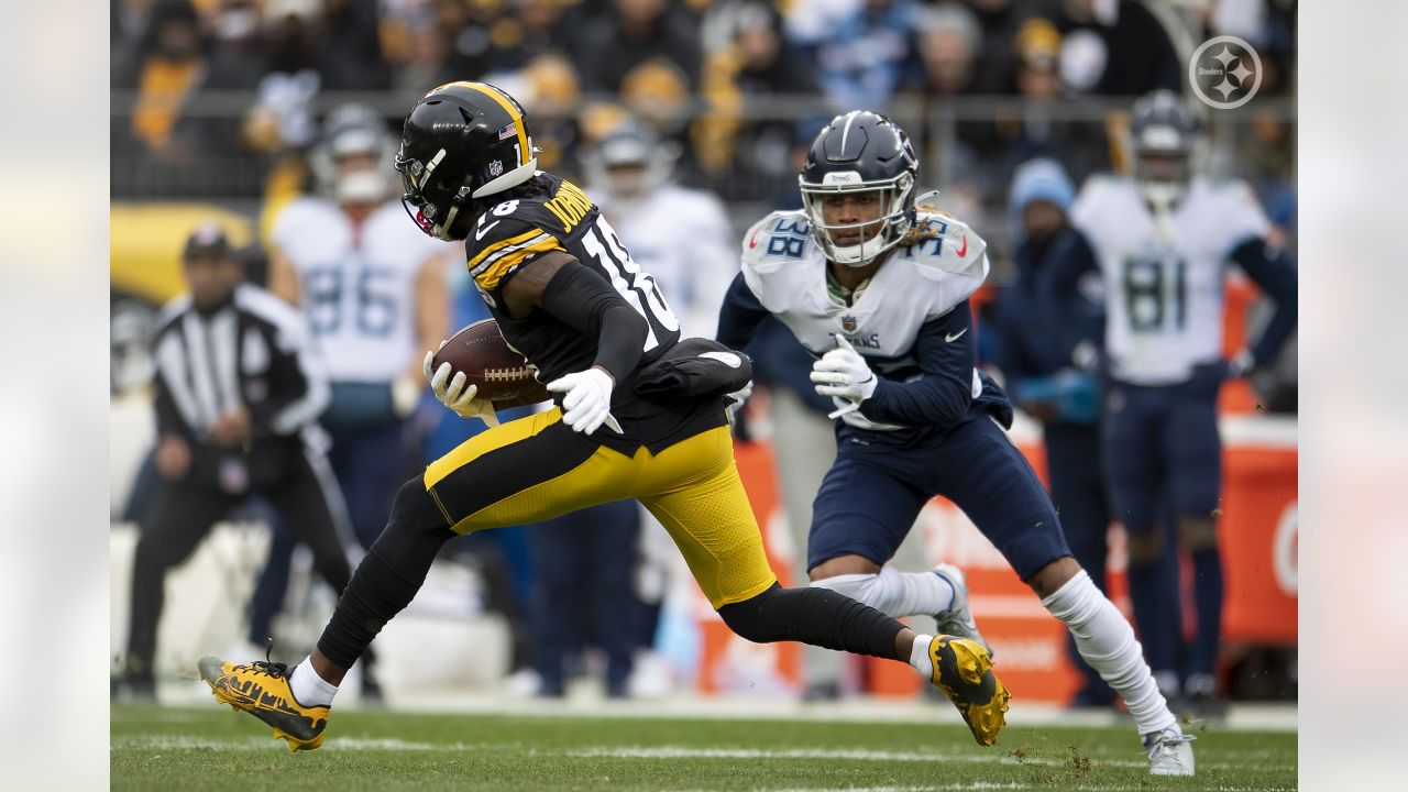 Pittsburgh Steelers vs. Tennessee Titans - Acrisure Stadium in Pittsburgh,  PA