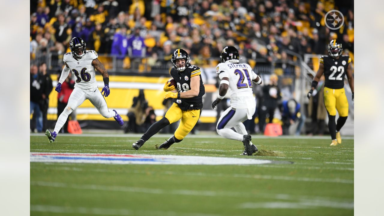 The Viz: The Pittsburgh Steelers vs. Baltimore Ravens Through Time