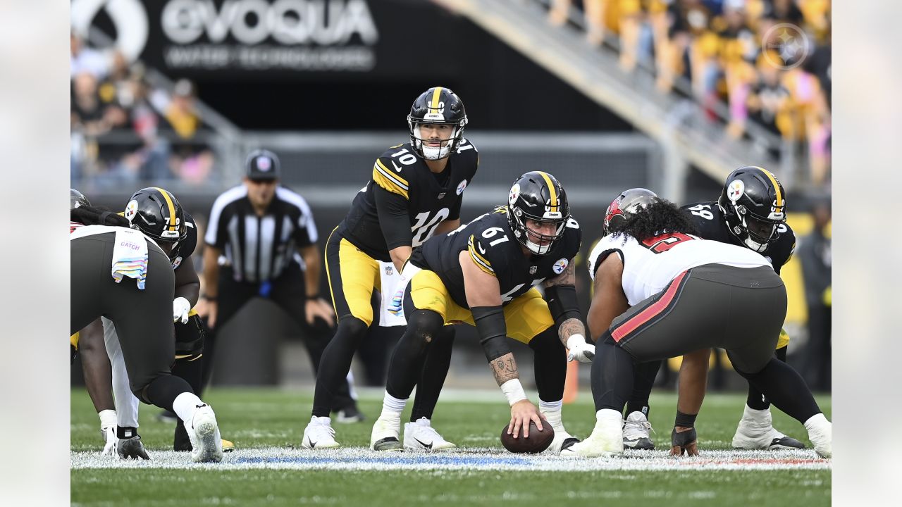 Trubisky comes off bench as Steelers stun Brady, Bucs 20-18 – KX NEWS