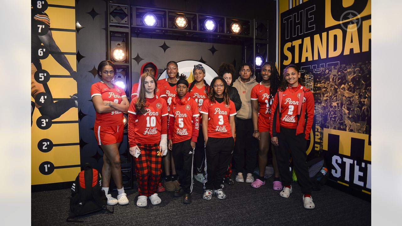 Steelers Depot 7⃣ on X: PHOTOS: 2023 Girls Flag Football - Week 5 #Steelers    / X