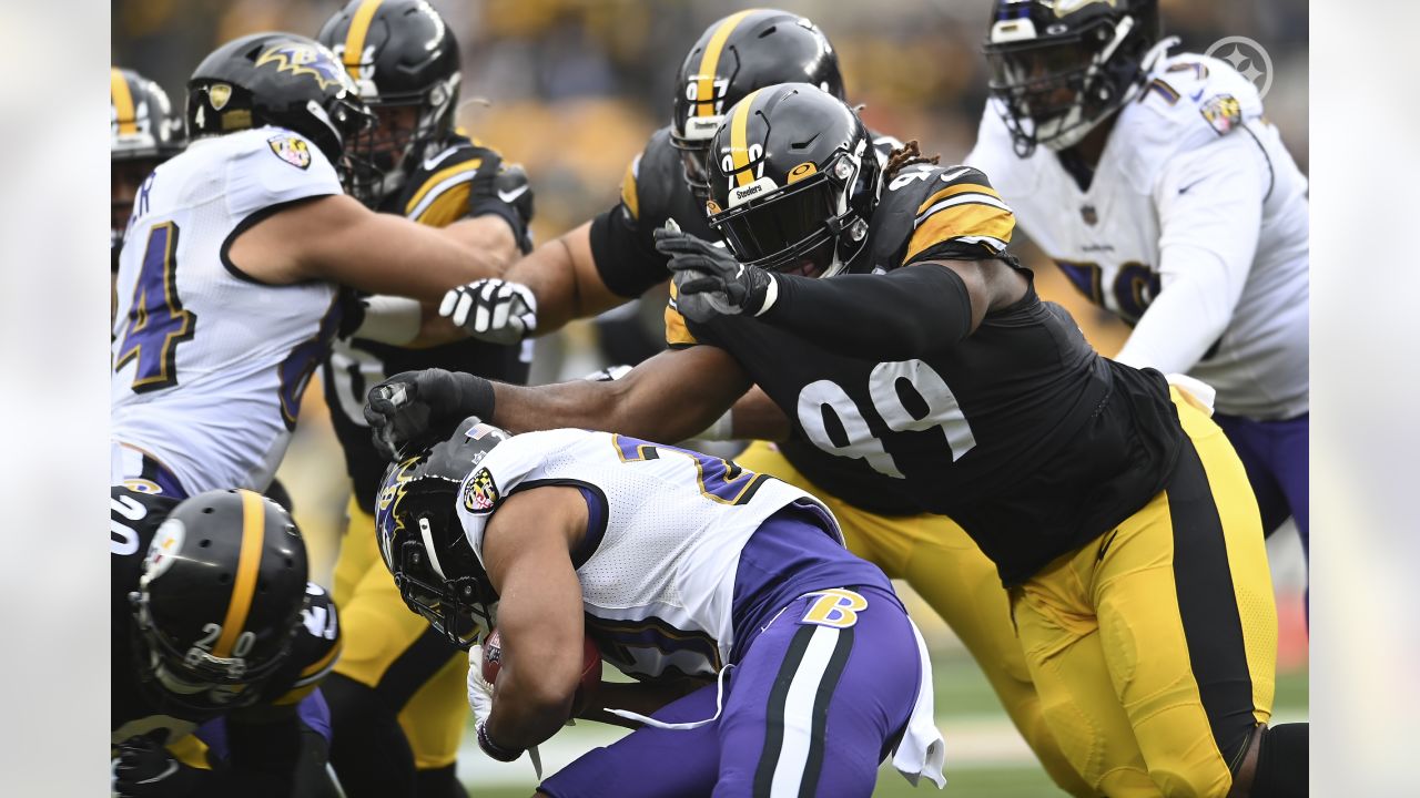 Steelers fall to Ravens, 16-14