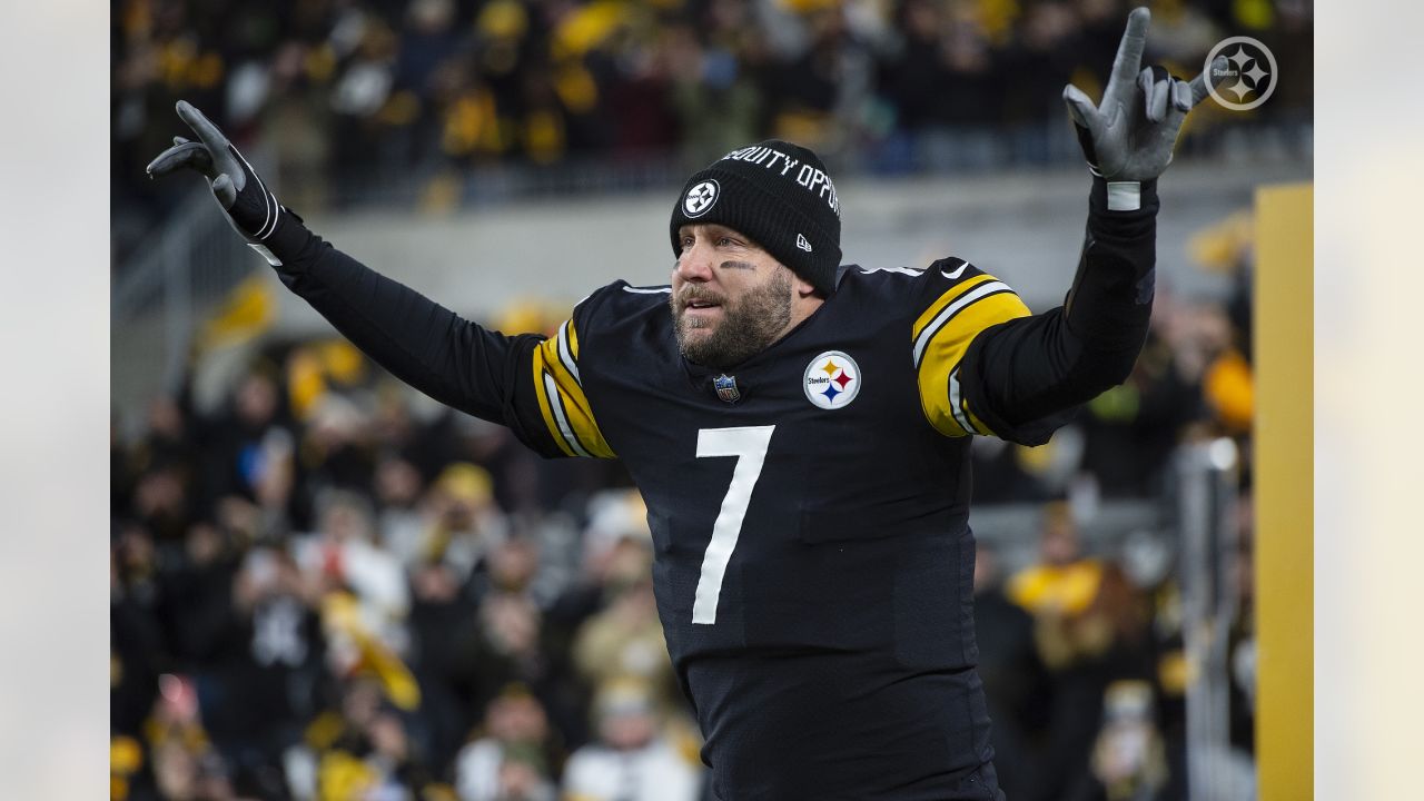 Photos: Steelers beat Browns 26-22