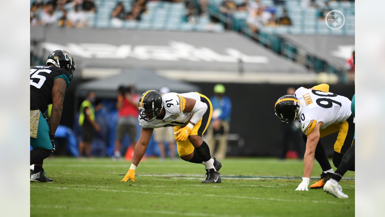 Steelers defeat Jaguars, 27-3