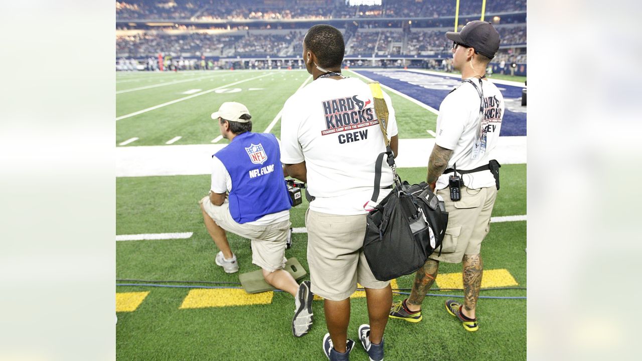 Carli Lloyd vs. Vince Wilfork - 2015 Hard Knocks: Houston Texans