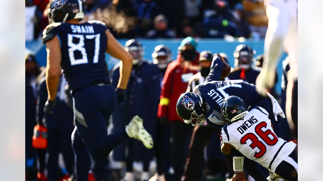 The Houston Texans are taking on the Tennessee Titans for Week 16 of the  2022 NFL Regular Season.