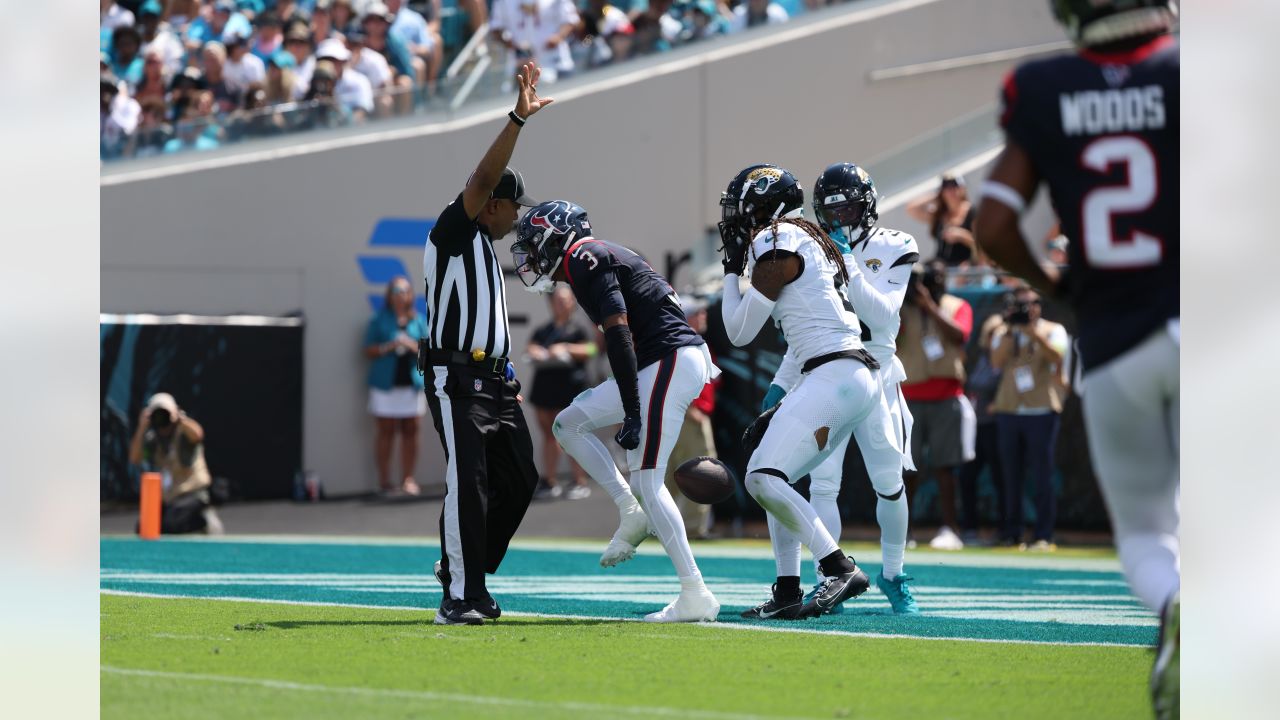 Host Jaguars fumble and bungle as Texans get 1st victory