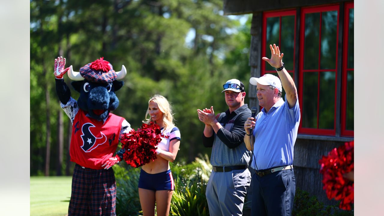 Houston Texans Cheerleader Jasmine discusses the importance of leadership  and Houston Texans Team President Jamey Rootes' new book, The Winning Game  Plan.