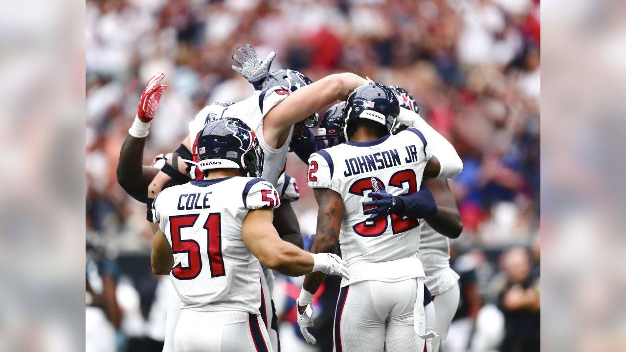 In an empty stadium without any fans, the Houston Texans fell 33-16 to the  Baltimore Ravens in their first home game of the 2020 season.