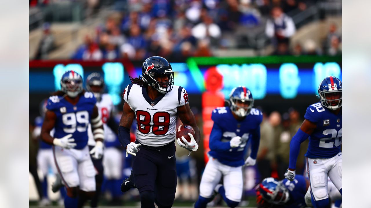 The Houston Texans are taking on the New York Giants for Week 10 of the  2022 NFL Regular Season.