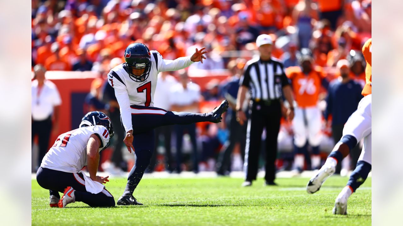 Texans follow big win with bad loss to Broncos