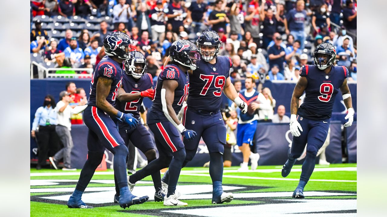 Texans run past Chargers 41-29, ding LA's playoff hopes National News -  Bally Sports