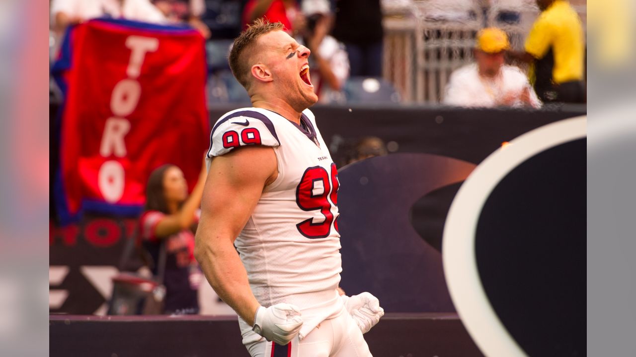 J.J. Watt Suffers Season-Ending Injury in Texans 27-24 Win Over Raiders -  InsideHook