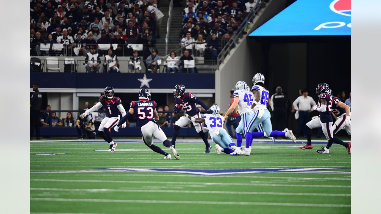 The Houston Texans are taking on the Dallas Cowboys for Week 14 of the 2022  NFL Regular Season.