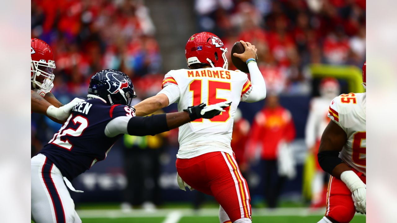 Texans falter late again in overtime loss to Chiefs