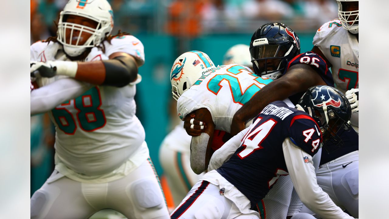 The Houston Texans are taking on the Miami Dolphins for Week 12 of the 2022  NFL Regular Season.