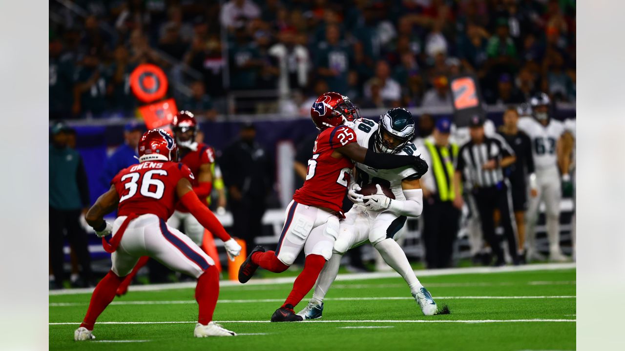 Houston Texans Fight Hard, But Fall to Eagles on Thursday Night Football -  Battle Red Blog