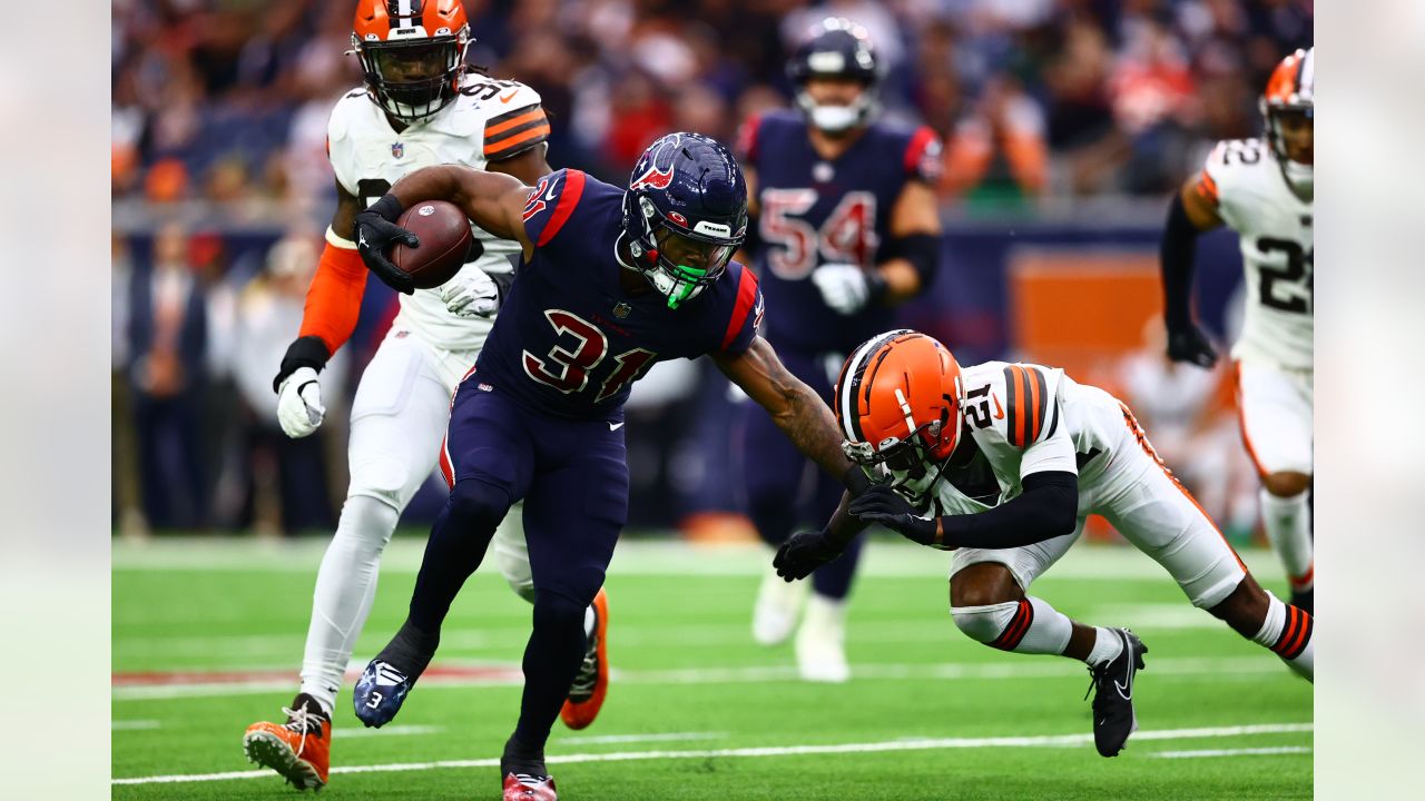 Houston Texans defensive tackle Roy Lopez (91) warms up prior to the start  of an NFL football game against the Cleveland Browns, Sunday, Sept. 19,  2021, in Cleveland. (AP Photo/Kirk Irwin Stock