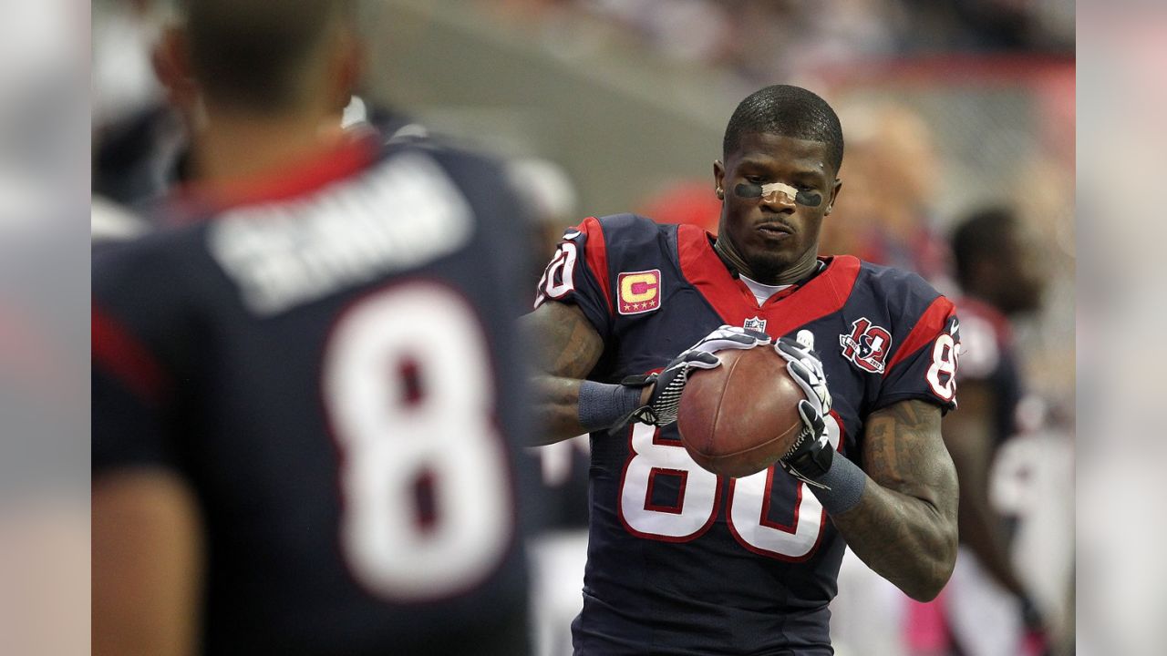 Former Houston Texans WR Andre Johnson has been named a finalist for the  Pro Football Hall of Fame for the second consecutive year.