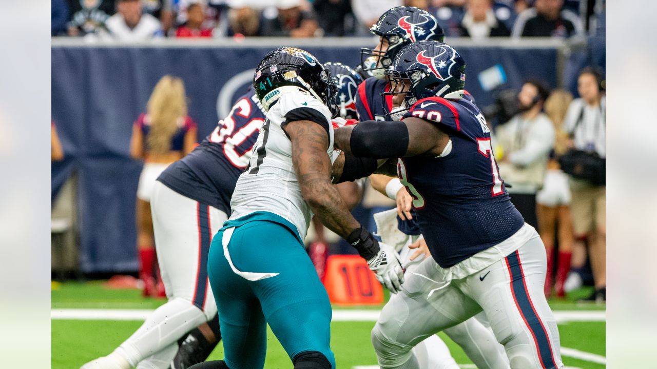 Texans O-line flourishes at New Orleans