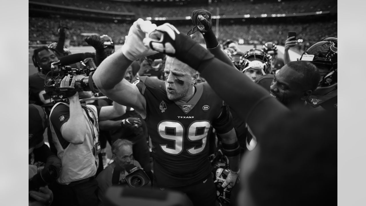 J.J. Watt remains busy post-retirement, joins CBS Sports - ABC13 Houston