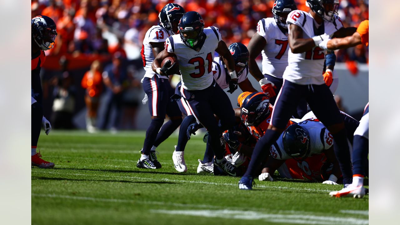 The Houston Texans held onto a 9-6 lead, but Denver Broncos and