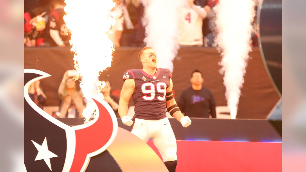 JJ Watt offers real jersey to student who wore homemade one to school -  ABC7 Chicago