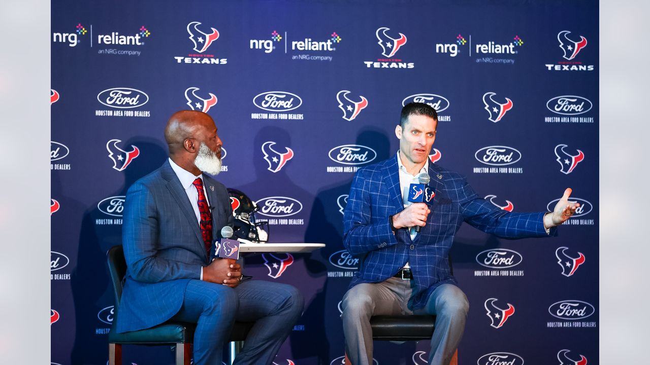 Houston Texans: Curious calls by Lovie Smith, Pep Hamilton in loss